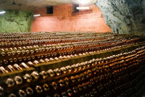 Туристические магниты Донетчины: завод игристых вин Artwinery